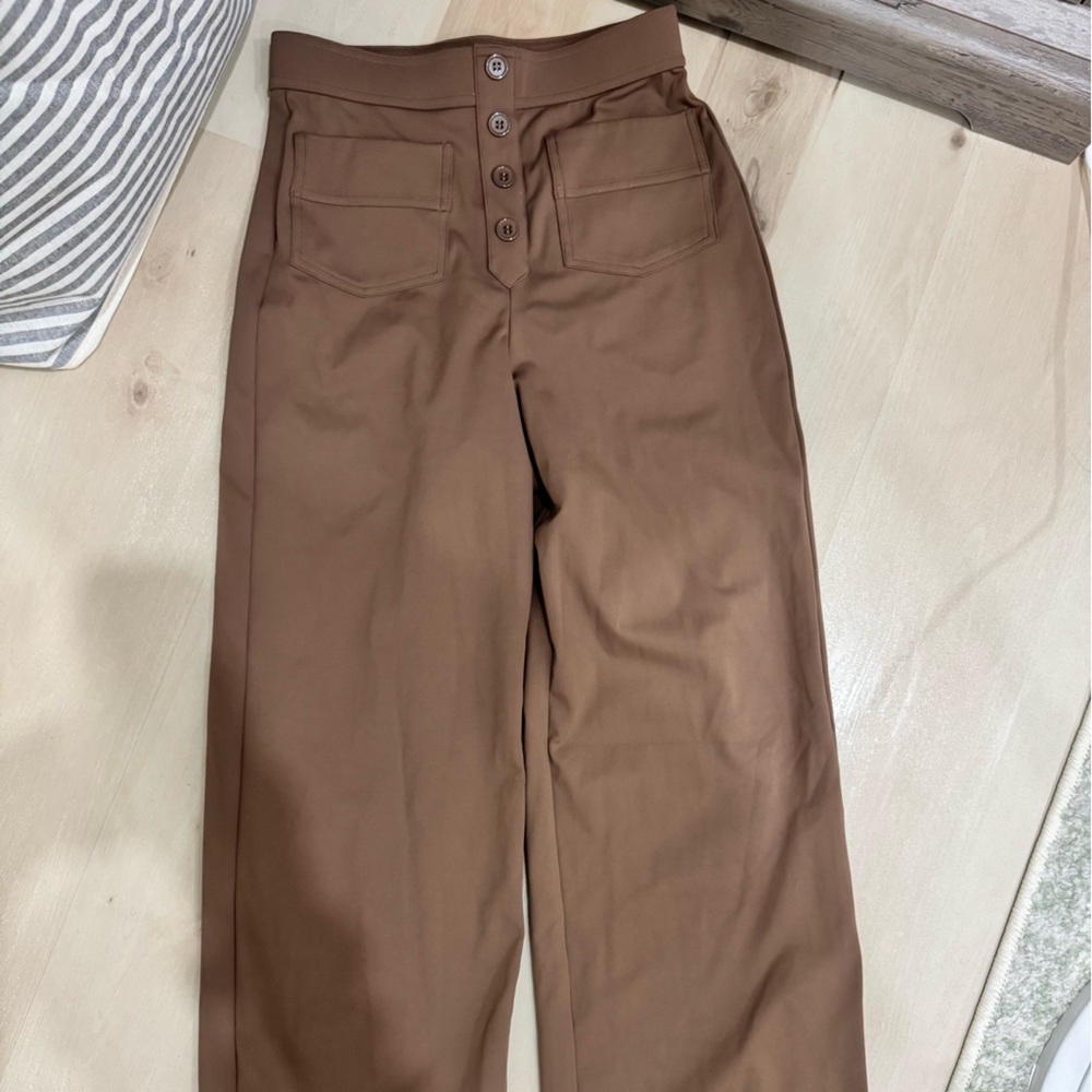 Halara brown button pants
